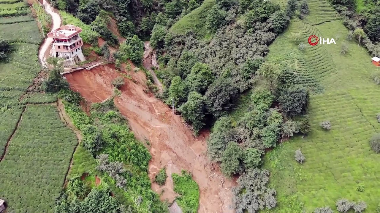 Trabzon'un Of ve Hayrat ilçelerindeki selden en fazla zararı çay bahçeleri gördü