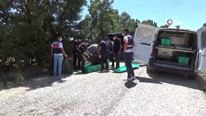 Arıza yapan aracını kontrol etmek isterken canından oldu