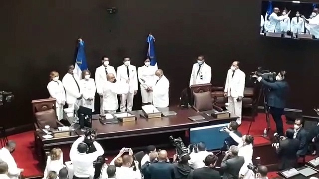 Alfredo Pacheco es electo nuevo presidente de la Cámara de Diputados