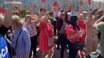 Bélarus : partisans du pouvoir et de l'opposition manifestent à Minsk