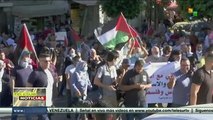 Cientos de palestinos protestan contra el acuerdo entre EAU e Israel