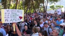 Cientos de personas se concentran en Colón contra el uso obligatorio de mascarilla