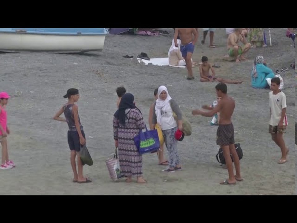 Beaches reopen in Algeria amid eased coronavirus restrictions