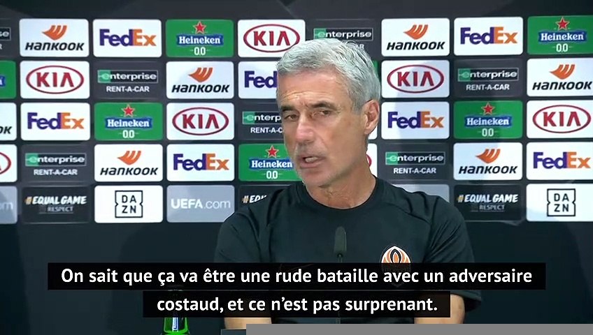 Luis Castro : 