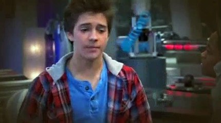 Lab Rats S01E05 Exoskeleton Vs Grandma