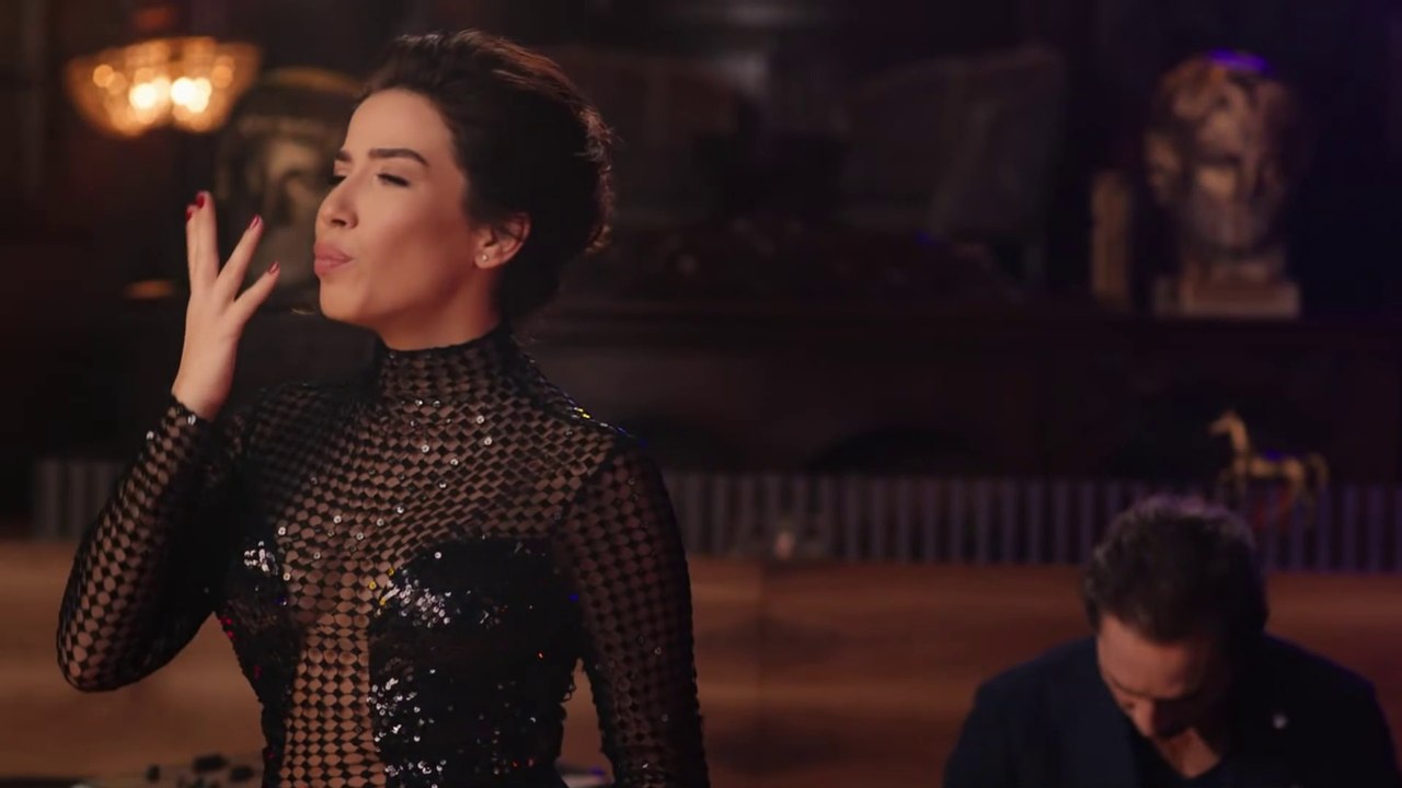 Burcu Güneş & Enbe Orkestrası - Ağır Yaralı