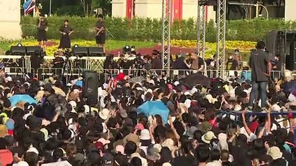 Movimiento prodemocracia reúne a más de 10.000 manifesantes en Tailandia