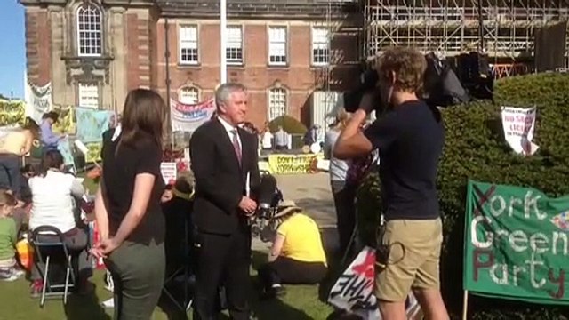 Fracking decision, media waiting