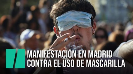 Un millar de personas marcha en Madrid contra el uso de la mascarilla