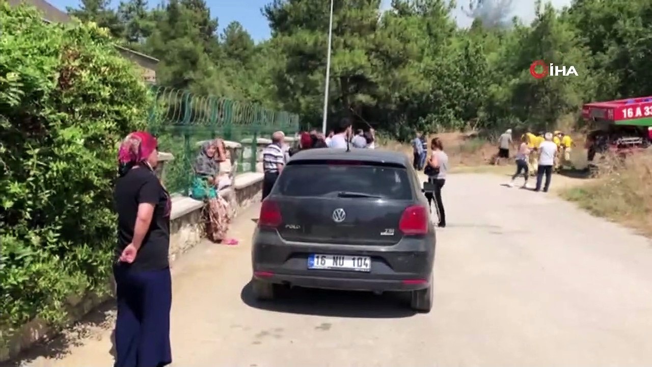 Bursa'da orman yangını...Alevler villalara yaklaşıyor