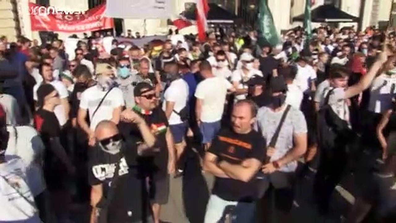 Polen demonstrieren für und gegen sexuelle Minderheitenrechte