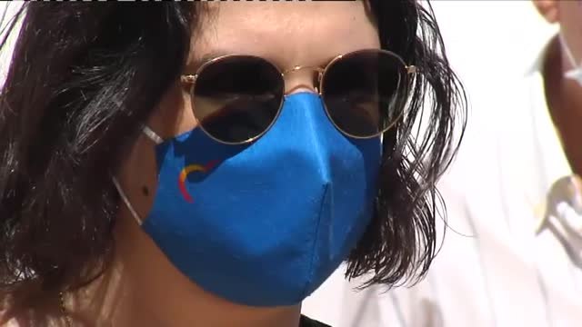 El Ayuntamiento de Cabanes guarda un minuto de silencio en homenaje al menor asesinato por su padre