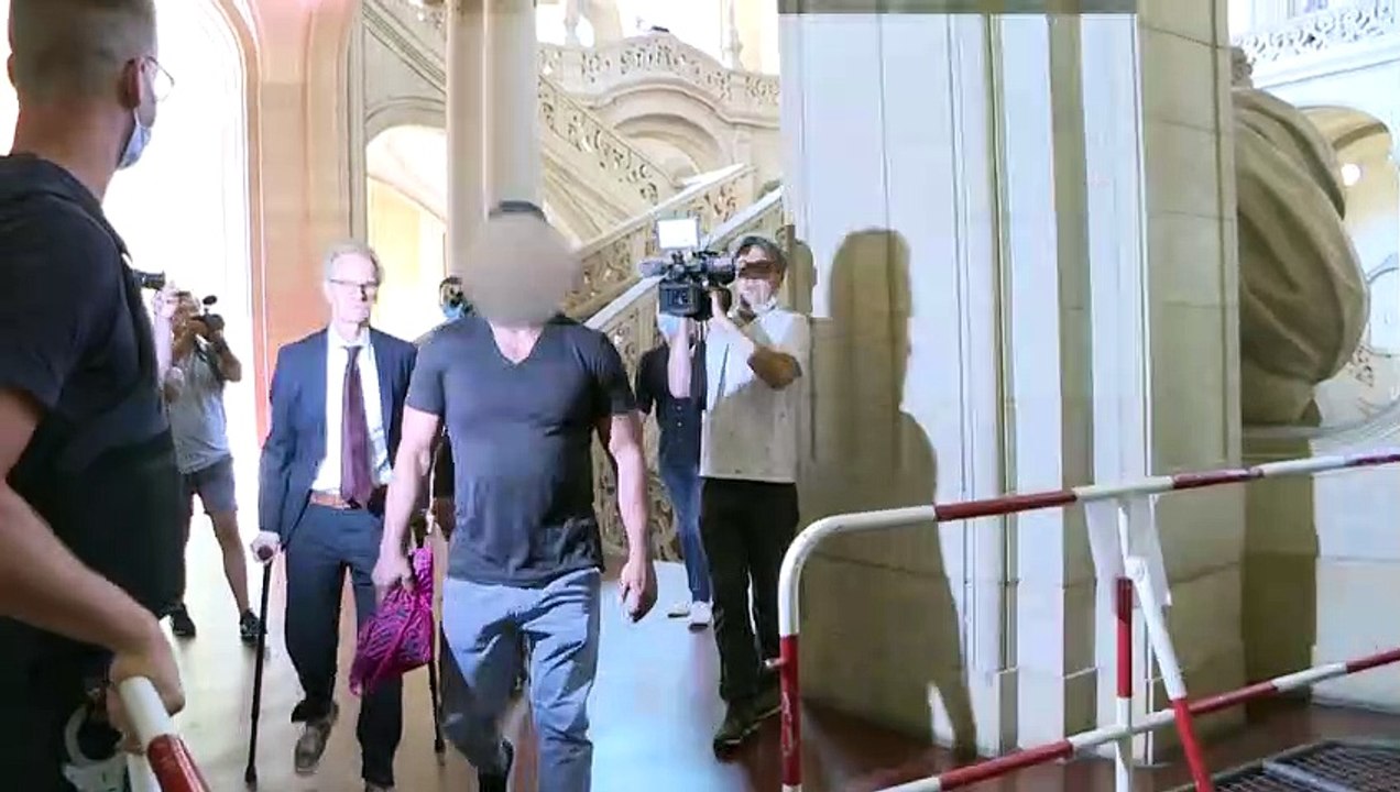 Bushido unter Druck gesetzt? Prozess gegen Clan-Brüder in Berlin