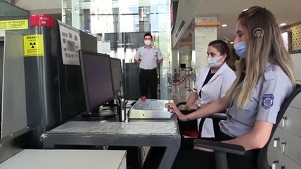 Antalya Büyükşehir Belediyesine girişlere Kovid-19 kısıtlaması