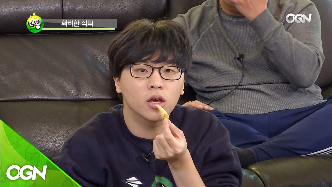 SKT T1은 게임중에 절대 음식을 먹지 않는다! 켠김에왕까지 SKT T1