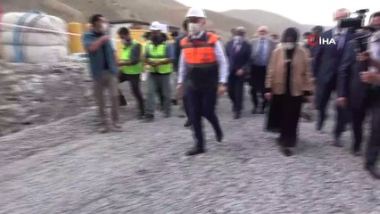 Bakan Karaismailoğlu: “Mühendislik açısından dünyanın gıptayla baktığı projeleri yapıyoruz”