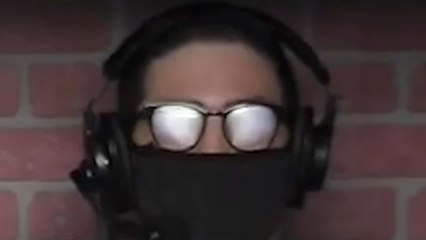 Stool Scenes Clip of the Week: Jake Marsh vs. His Glasses