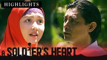Isabel sees her dad talking to Saal | A Soldier's Heart