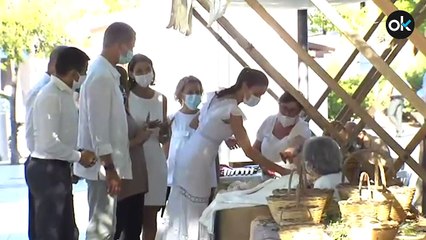 Los Reyes visitan Ibiza entre aplausos