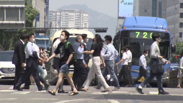 [날씨] 어제보다 더 더워...서울 34℃·대구 38℃ / YTN