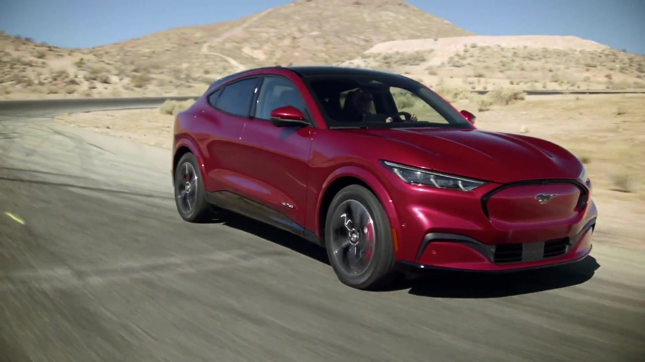 Der Ford Mustang Mach-E - Fahrleistungen, die dem Begriff „elektrisierend“ eine neue Bedeutung verleihen