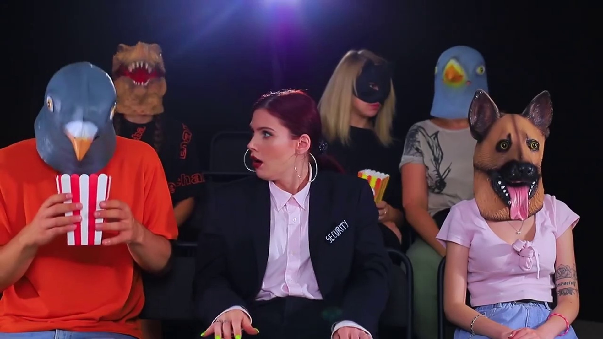 ⁣18 Ways to Sneak Pets into the Movies #Pets #animals