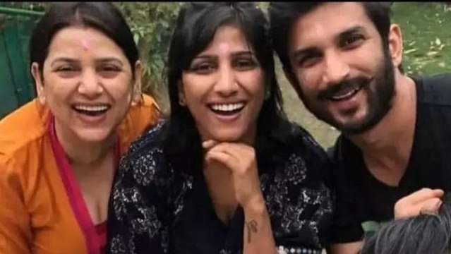 video of Sushant playing Cricket with his sisters went viral