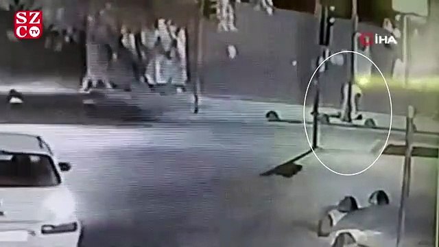 Zeytinburnu'nda bir kişi sokak ortasında silahla vuruldu