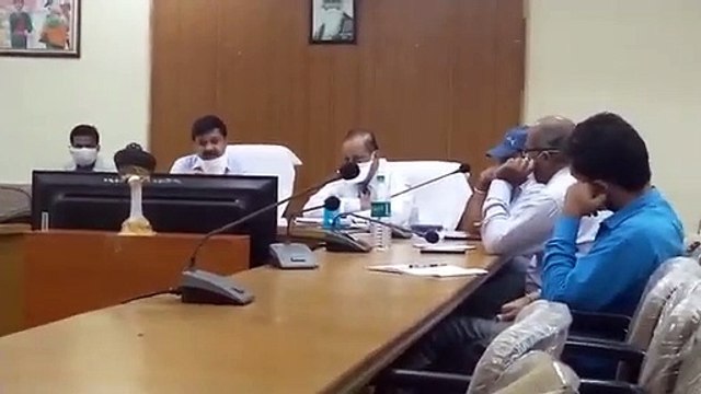 वीडियो कांफ्रेंसिंग से 7 ग्राम पंचायतों के सरपंचो एवं ग्रामीणों से चर्चा