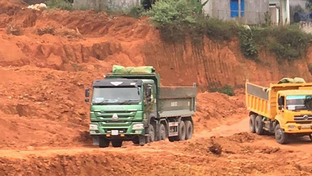 Bắc Giang: Đất tặc ngang nhiên lộng hành trong đêm | VTC