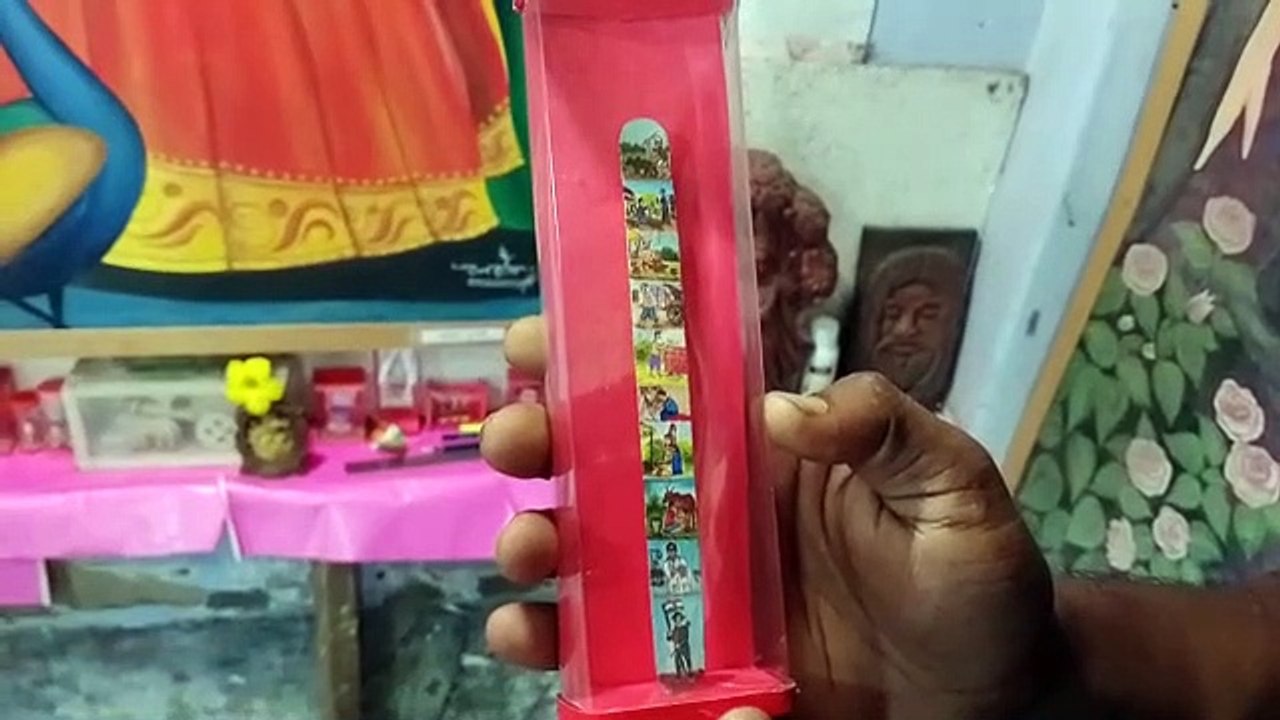 দেশলাই কাঠির ওপর ৪৭ জন স্বাধীনতা সংগ্রামীদের সহাবস্থান!