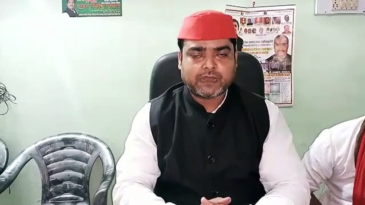 61 युवा कार्यकर्ता बीजेपी छोड़कर समाजवादी पार्टी में शामिल हुए