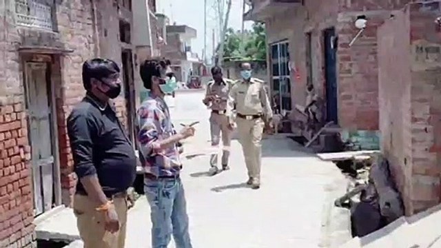 कोरोना पोजटिव रिपोर्ट आने के बाद प्रशासन द्वारा मरीज को भेजा गया अस्पताल