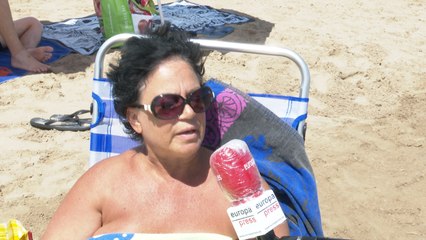 Bañistas respaldan la prohibición de fumar en playas: "Se tenía que haber hecho antes"