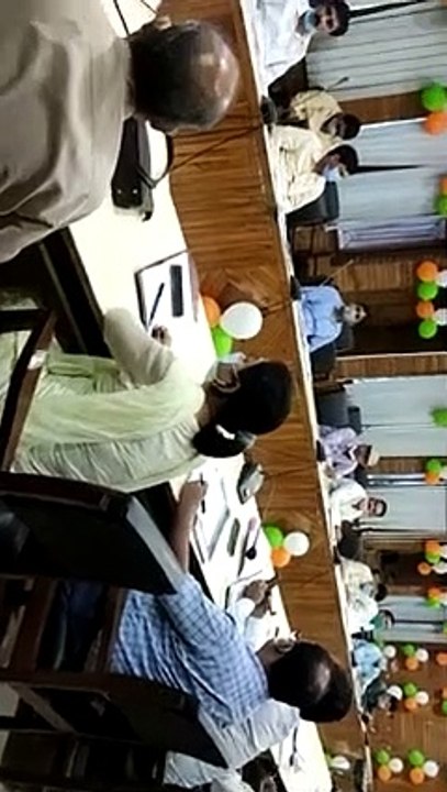 मुख्य विकास अधिकारी निधि गुप्ता वत्स द्वारा गरीब कल्याण योजना अन्तर्गत समीक्षा की गई