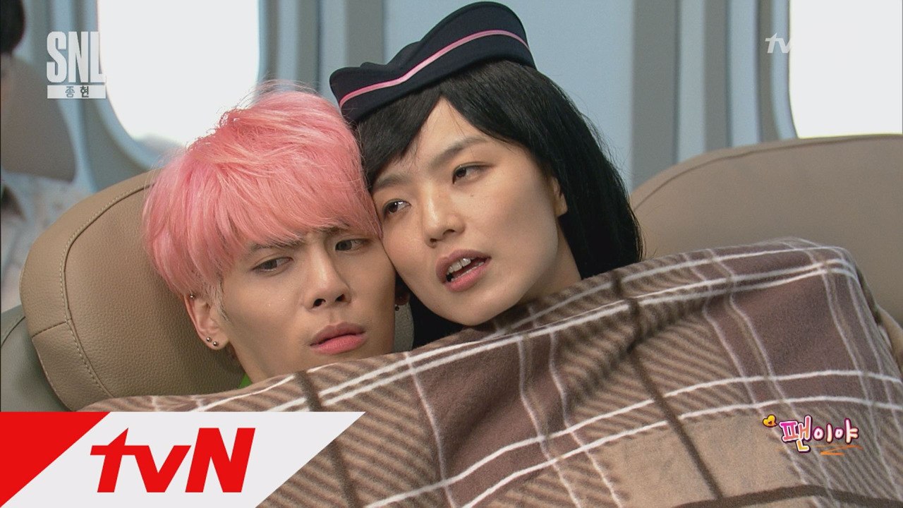[팬이야] 샤이니 종현, 극성 팬들과 공중 팬미팅?!