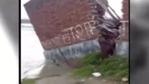 UP floods: Building collapses into Ganga river