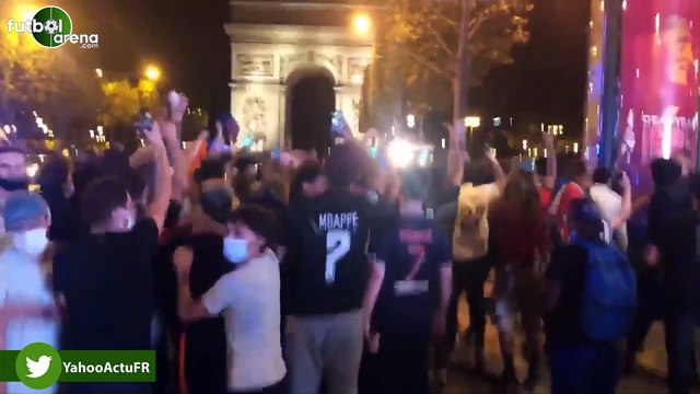 PSG taraftarları Şampiyonlar Ligi finalini kutluyor