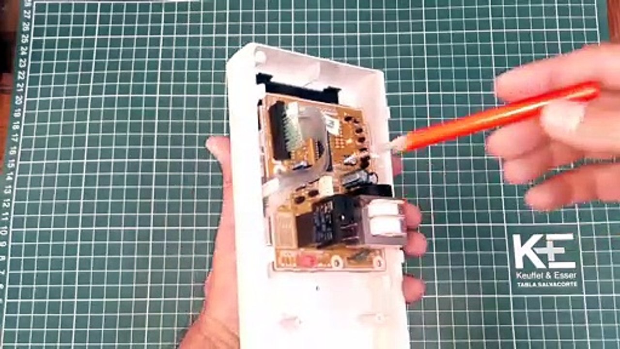 Parte 1 "Membrana a botonera casera para horno o aparato eléctrico que trabaja por membrana"