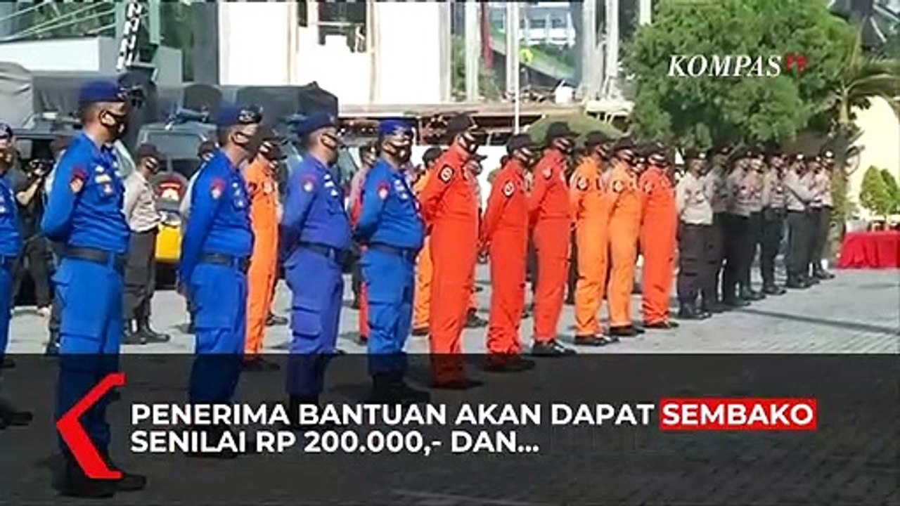 Bakti Sosial Serentak Polri Kepada Warga Terdampak Covid-19
