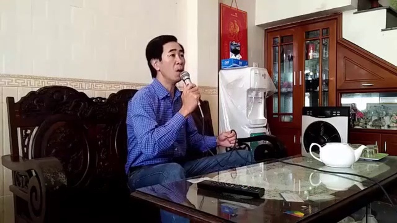 Đắp Mộ Cuộc Tình - Anh ấy hát Karaoke hay tuyệt đỉnh