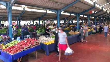 Silivri’de kapalı pazar alanında korona virüs denetimi yapıldı