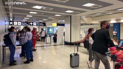 Centros de rastreio da Covid-19 nos aeroportos italianos