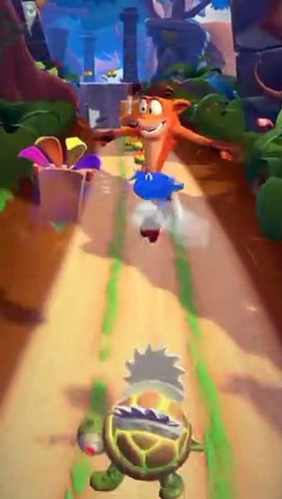 CRASH BANDICOOT ON THE RUN _ MONSTER CRAB DEFEATED _ MOBILE GAMEPLAY