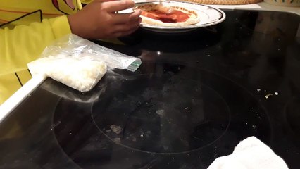 Doing Pizza with Greek pita flat bread