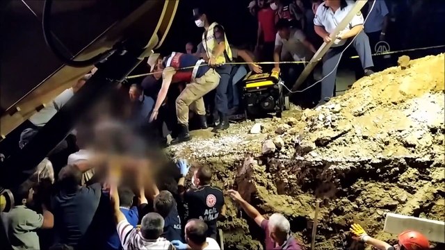 Su kanalı kazısında göçük altında kalan iki kardeş öldü - SAMSUN