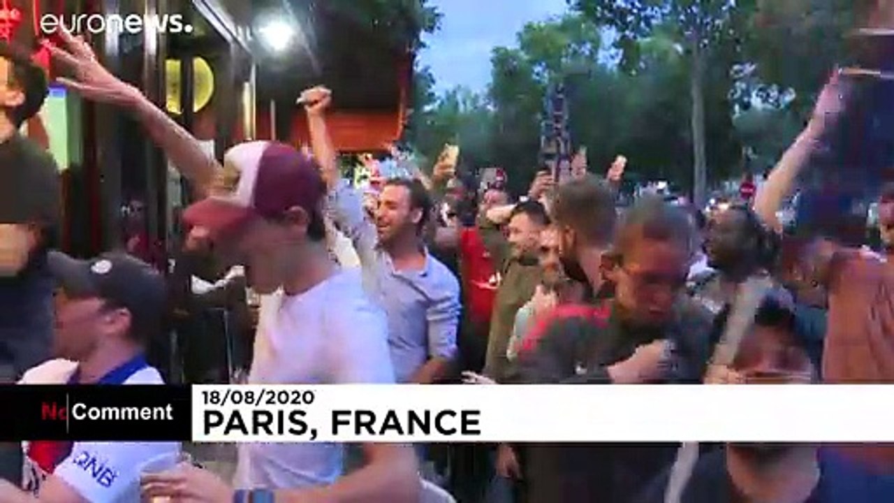 Paris: Jubel ohne Mundschutz
