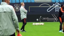 Ronald Koeman é o novo treinador do Barcelona