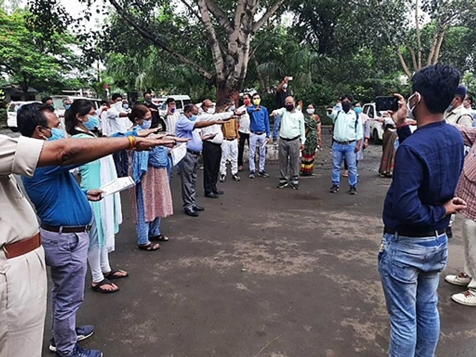 इच्छावर नगर परिषद ने "गंदगी भारत छोड़ो अभियान" की शुरुआत की
