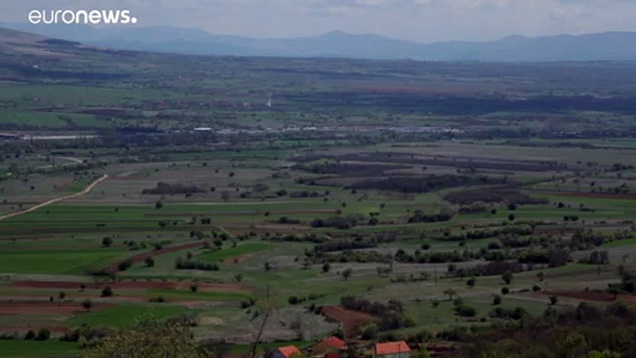 Serbien errichtet Zaun an der Grenze zu Nordmazedonien